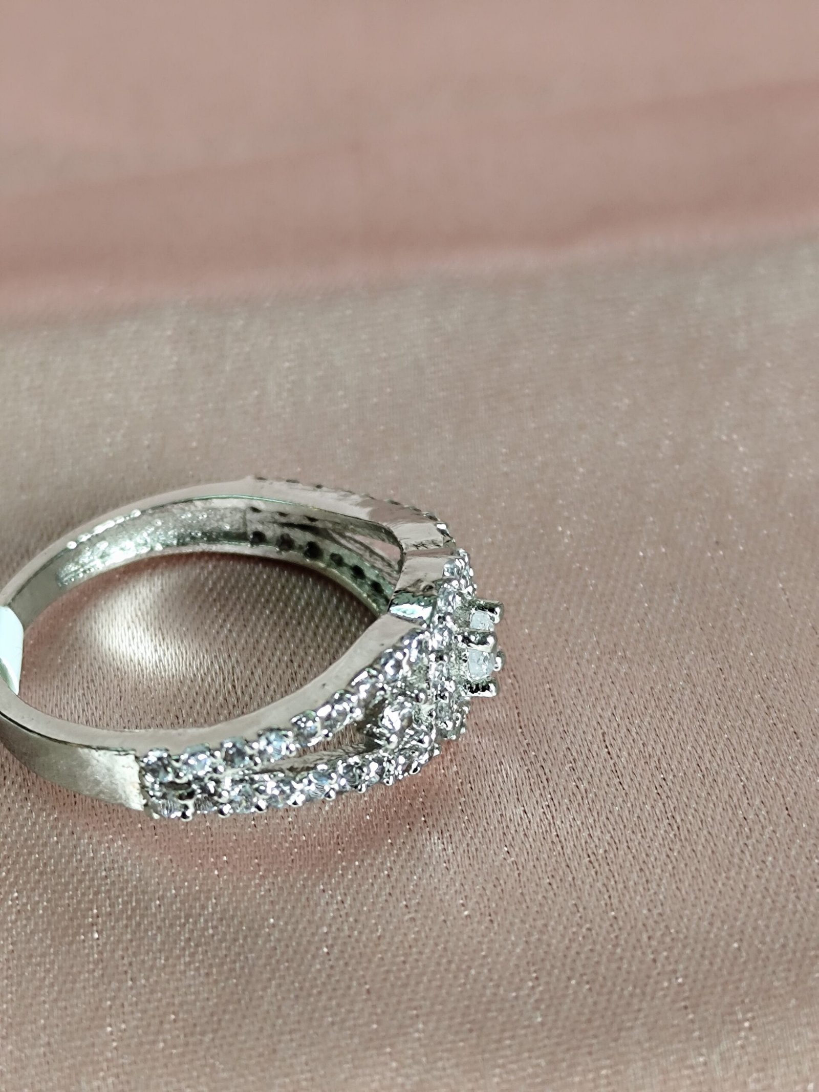 Ring-Kate - Image 4